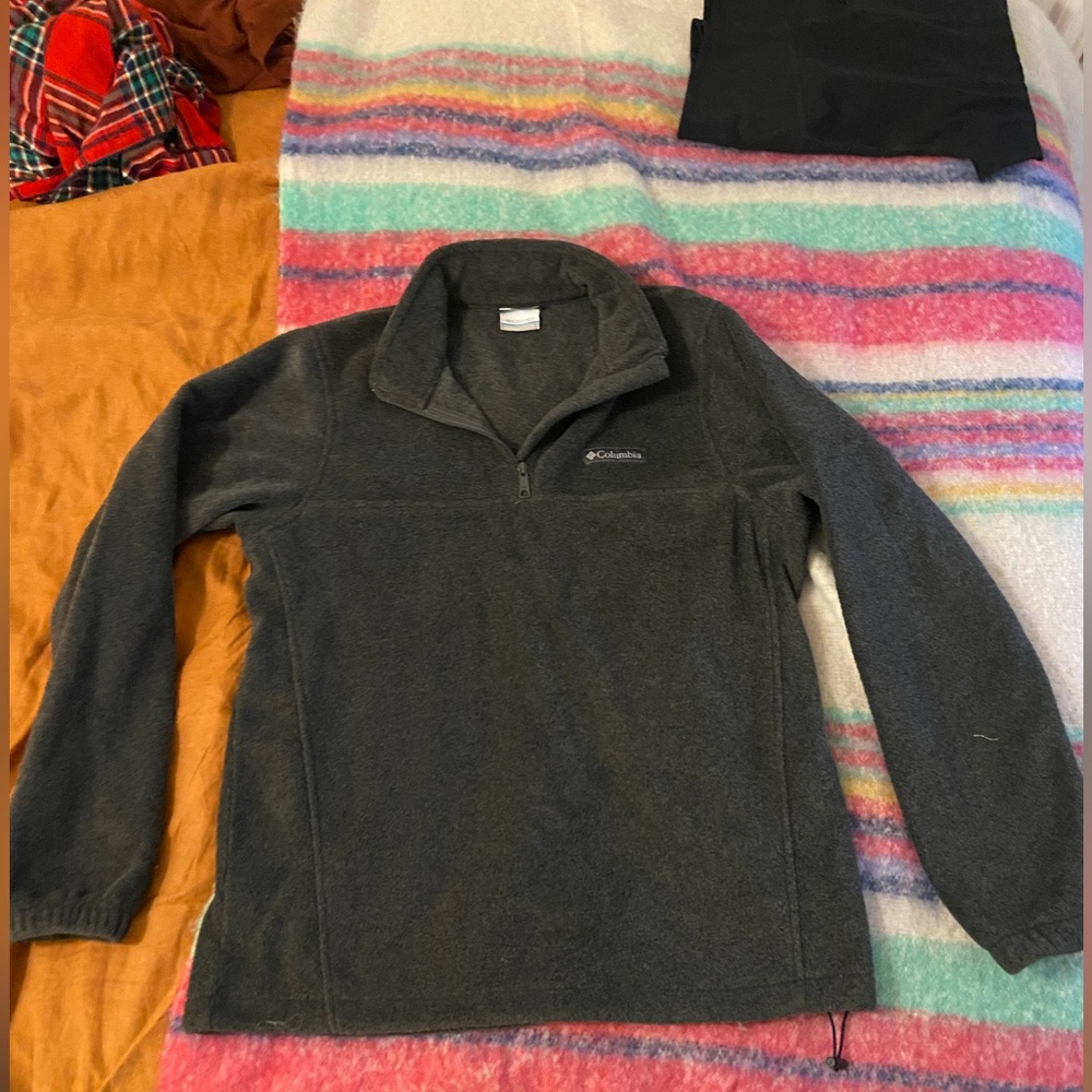 Columbia Grey Sweater Medium
